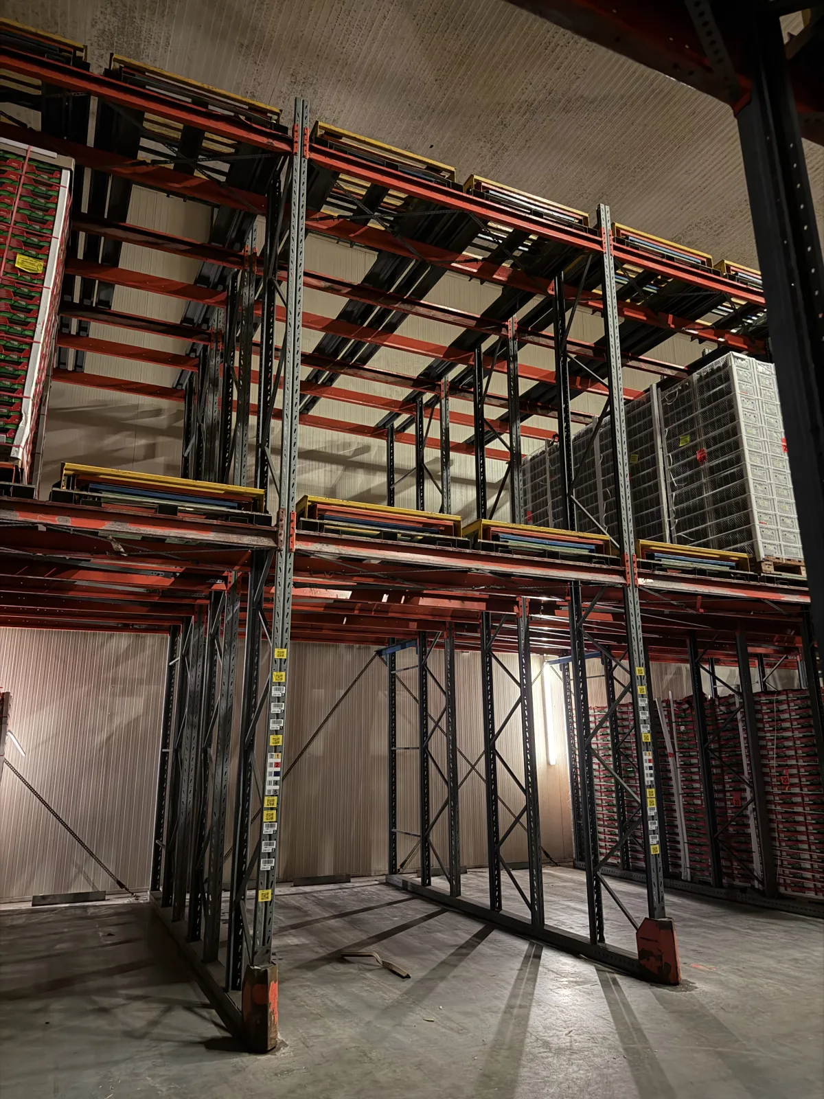 Heavy-Duty Industrial Pallet Racking System – Multi-Tier Steel Warehouse Shelving