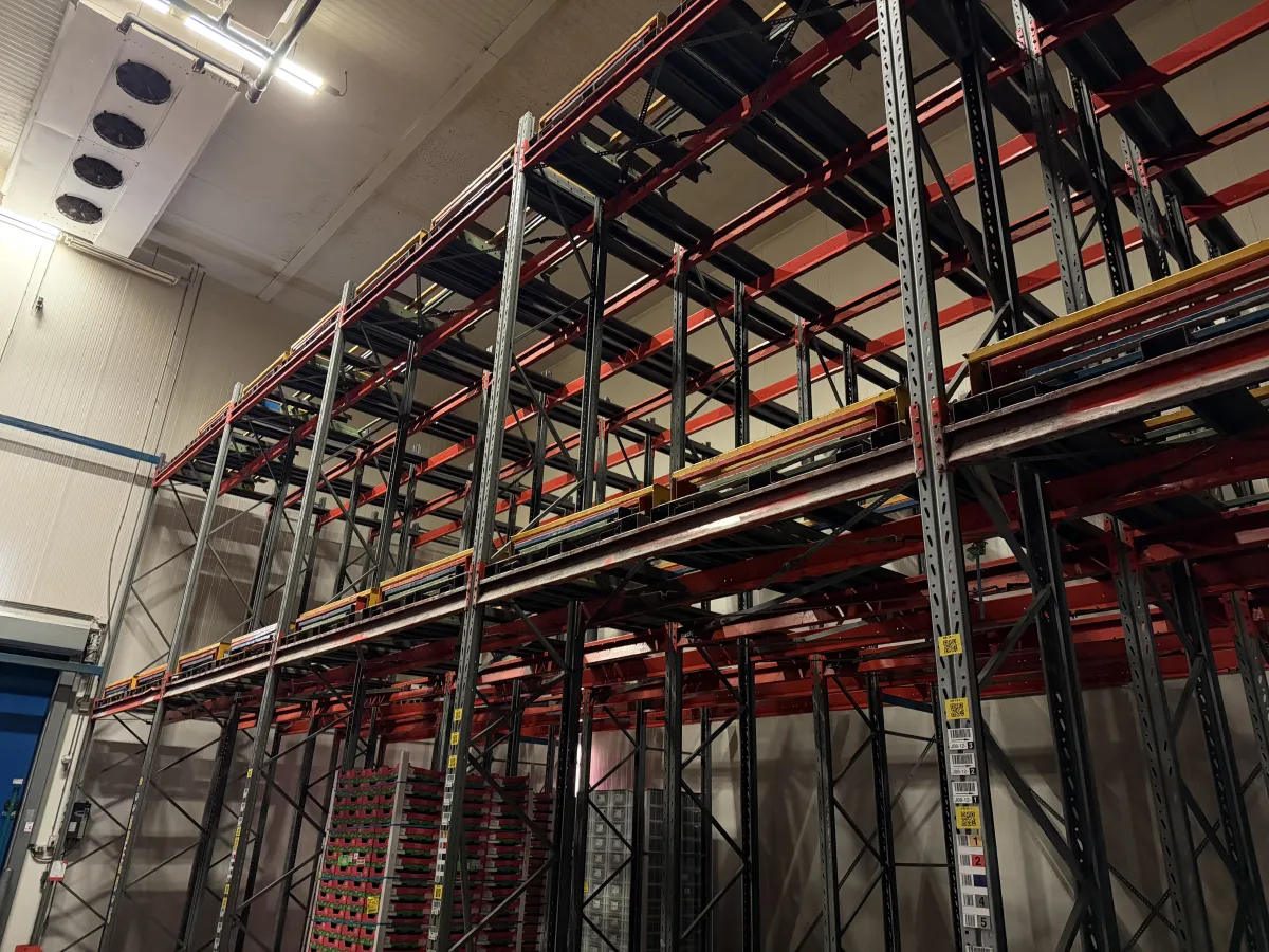 Heavy-Duty Industrial Pallet Racking System – Multi-Tier Steel Warehouse Shelving