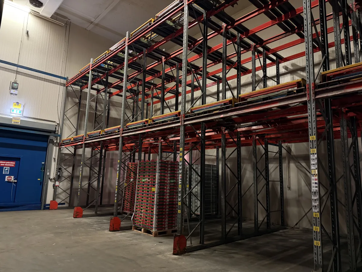 Heavy-Duty Industrial Pallet Racking System – Multi-Tier Steel Warehouse Shelving