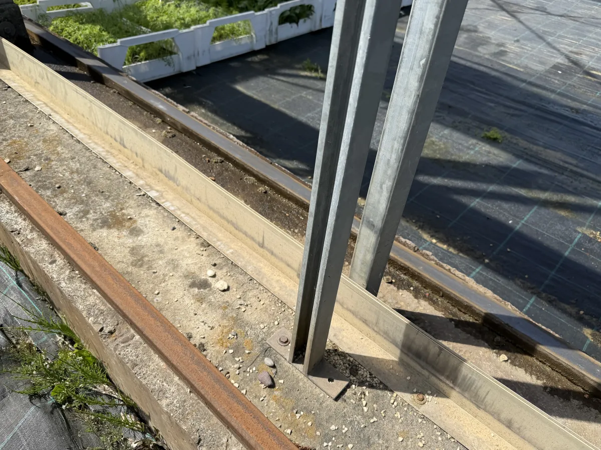 Large Commercial Greenhouse Steel Structure with Shade Cloth – Full Span Glasshouse