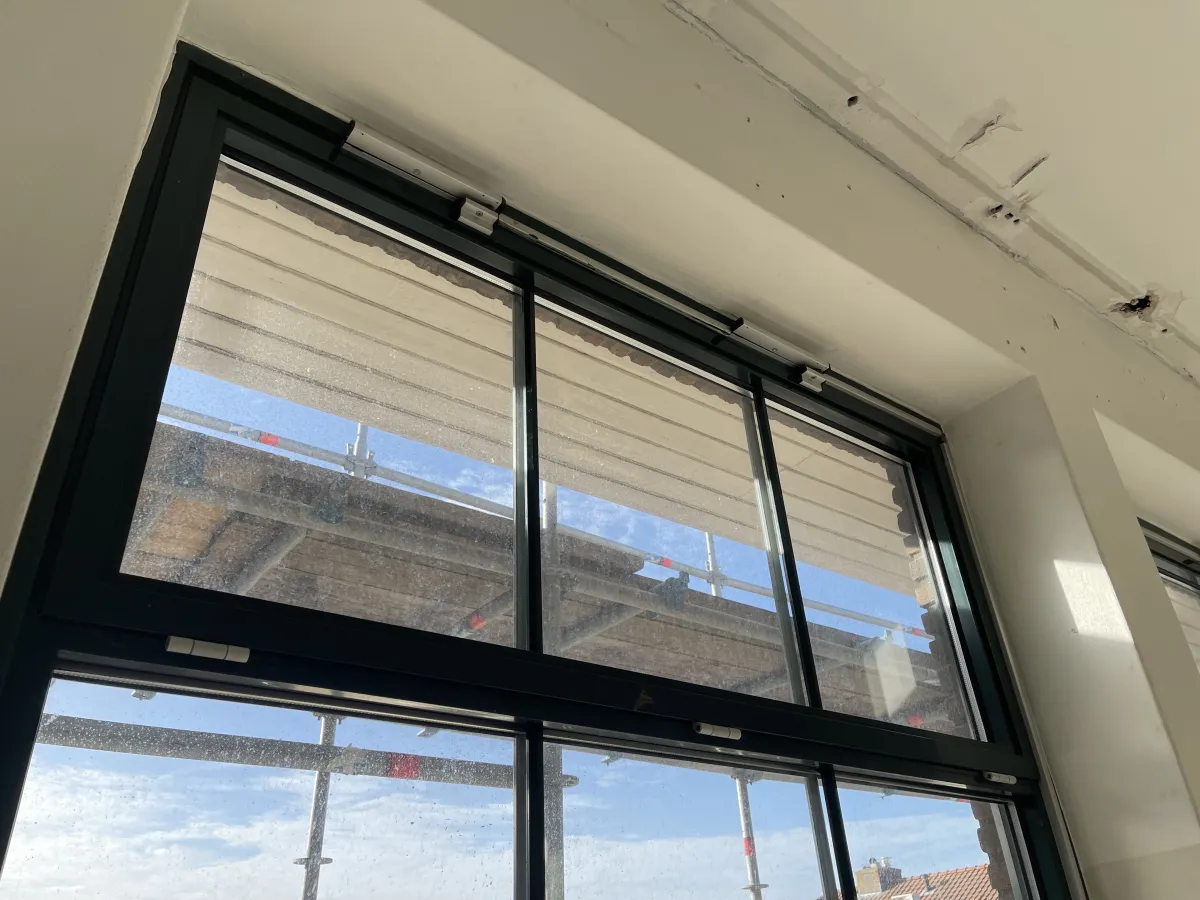 Large Dark Green Steel-Framed Multi-Pane Windows – Industrial Style, New/Near-New Condition