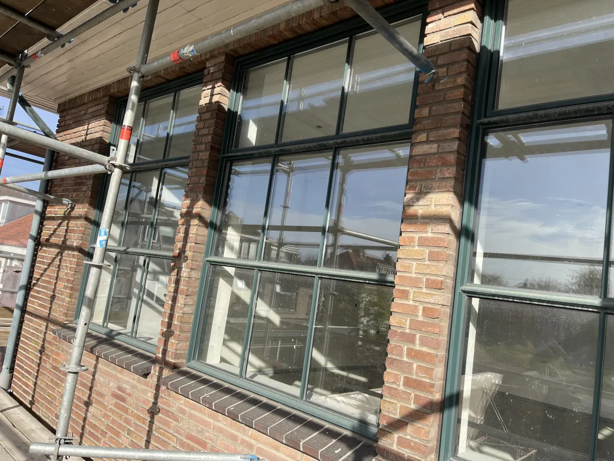 Large Dark Green Steel-Framed Multi-Pane Windows – Industrial Style, New/Near-New Condition