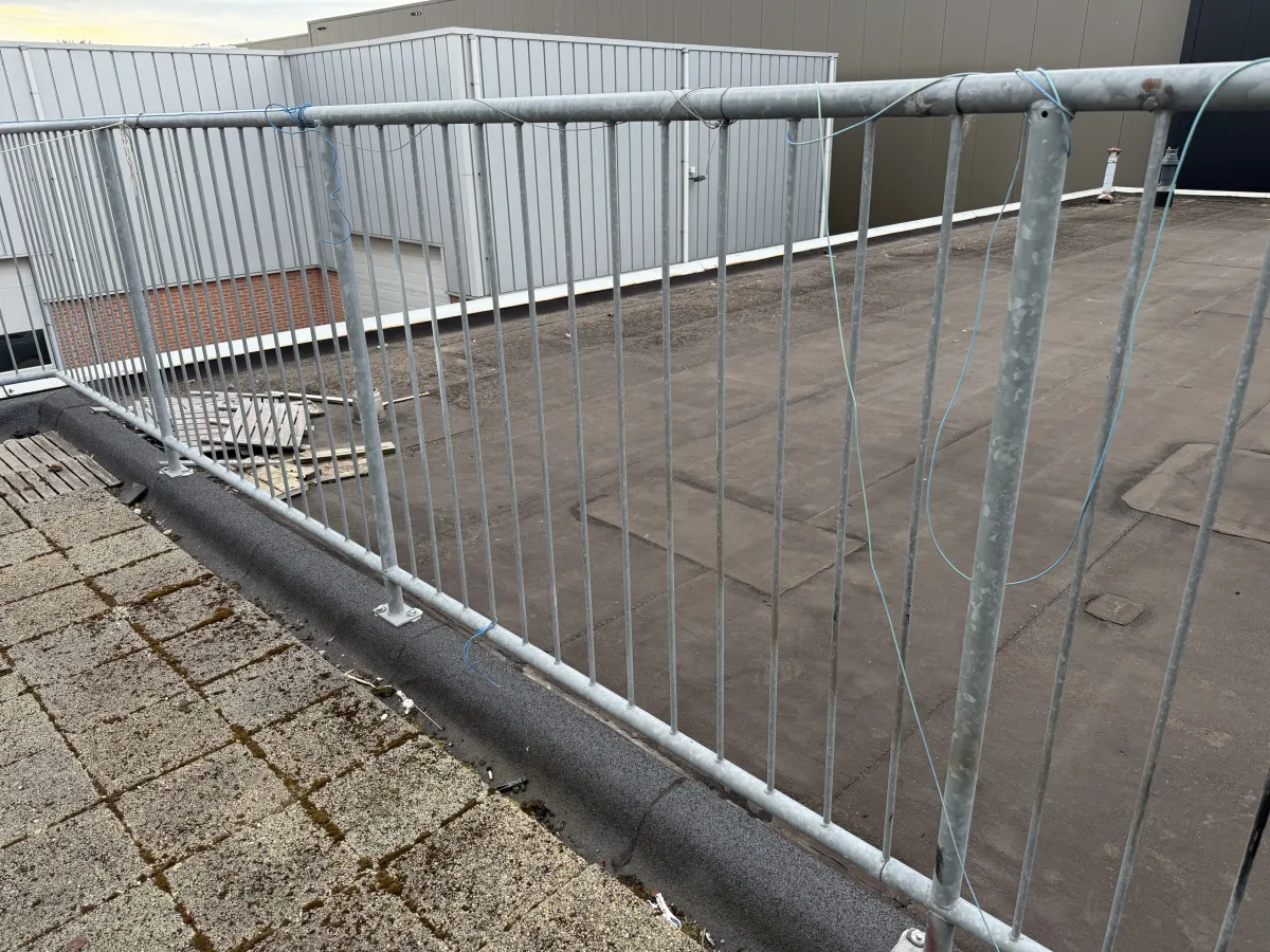 Galvanised Steel Crowd Control Barriers / Roof Safety Railings - Multiple Sections