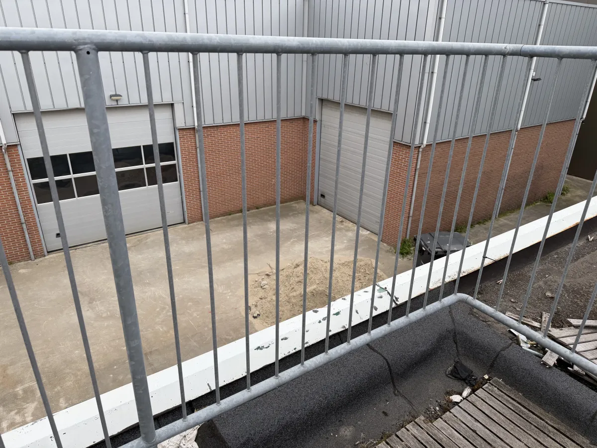 Galvanised Steel Crowd Control Barriers / Roof Safety Railings - Multiple Sections