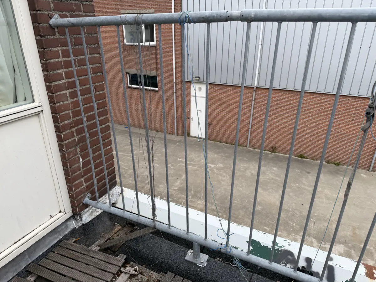 Galvanised Steel Crowd Control Barriers / Roof Safety Railings - Multiple Sections