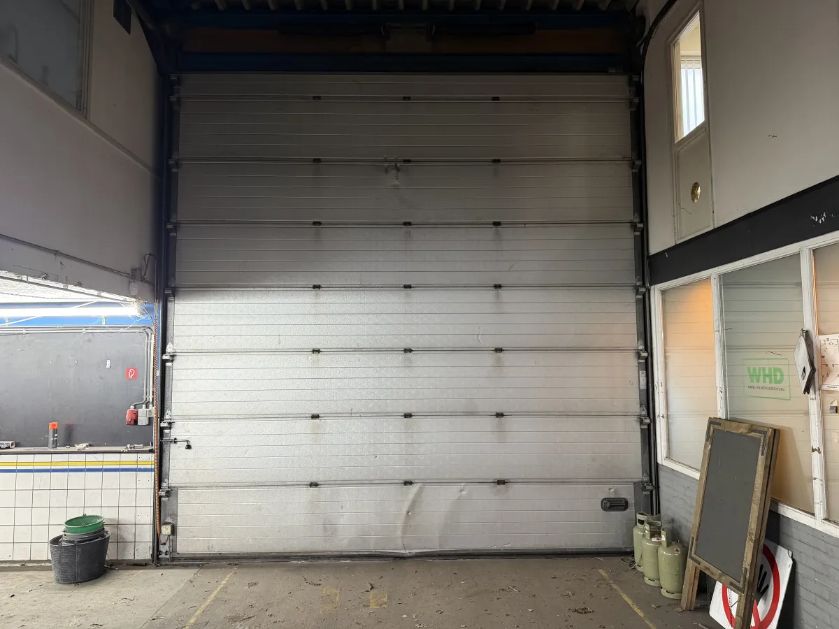 Large Industrial Sectional Overhead Door - Nassau Brand, Steel, approx. 4x4m