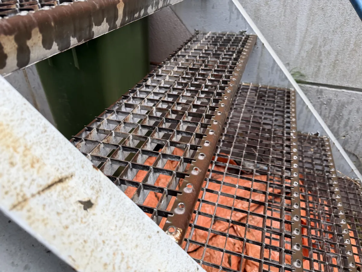 Industrial Steel Exterior Staircase with Landing Platform and Grating Steps