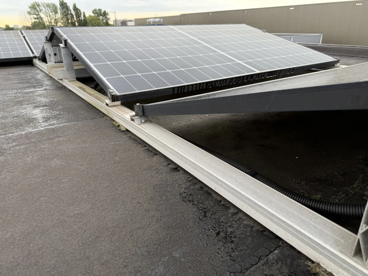 Used SolarEdge Monocrystalline Solar Panels – 14800 WP, COMPLETE INSTALLATION