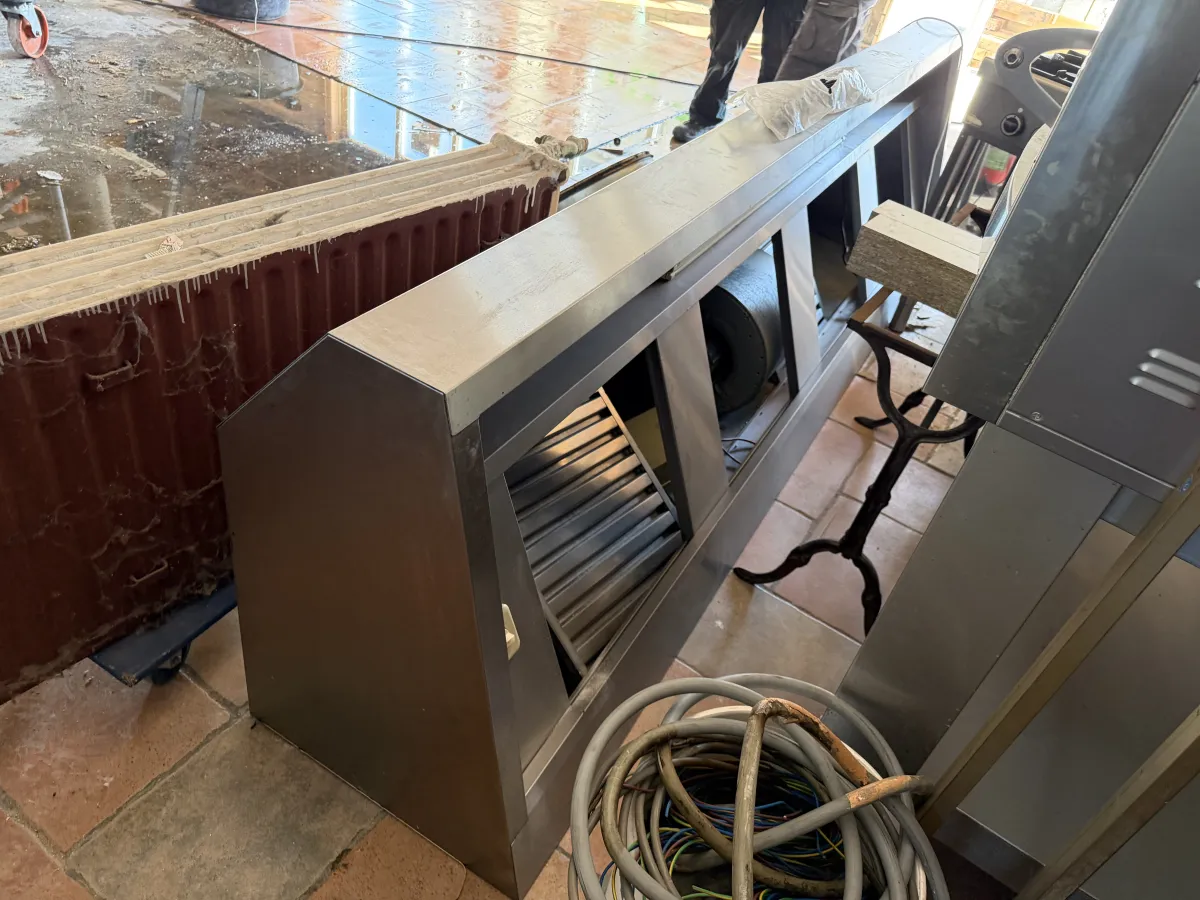 Commercial Hood-Type Pass-Through Dishwasher - Electrolux Professional Kitchen