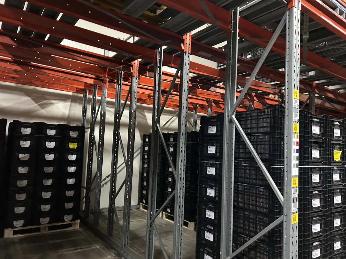 Used Heavy-Duty Pallet Racking System – Orange Beams, Galvanised Uprights, Multi-Bay