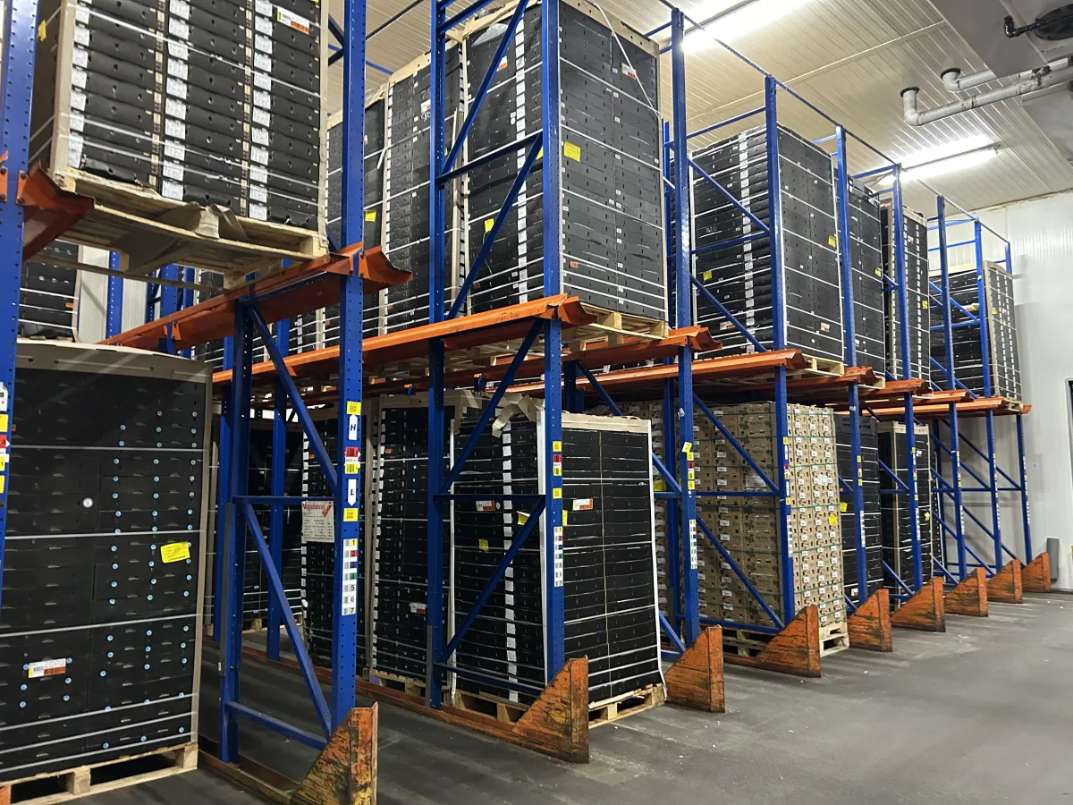 Heavy-Duty Drive-In Pallet Racking System Blue/Orange Steel Warehouse Storage