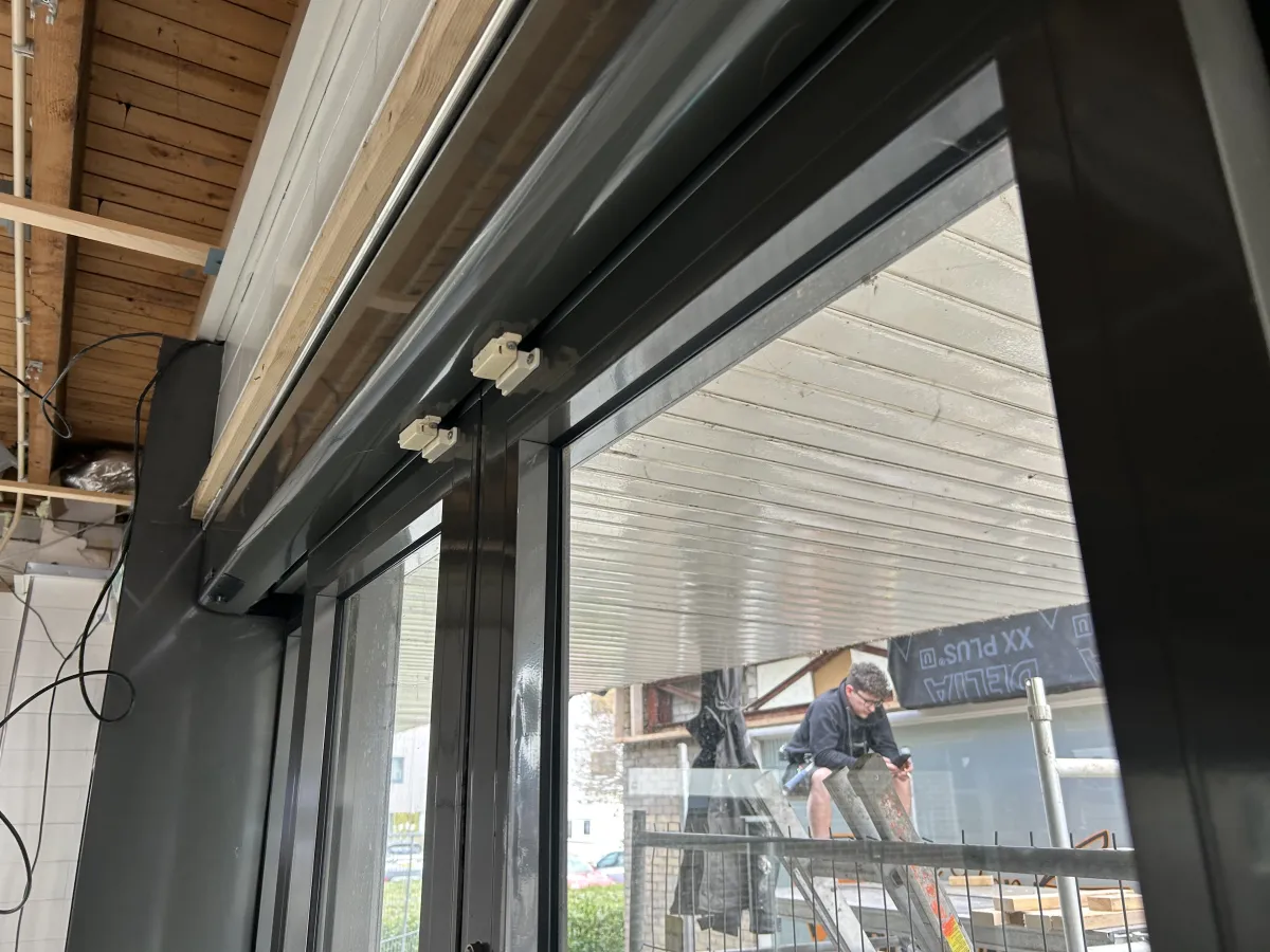 Large Aluminium Glazed Storefront Door & Window System – Dark Anthracite, Used