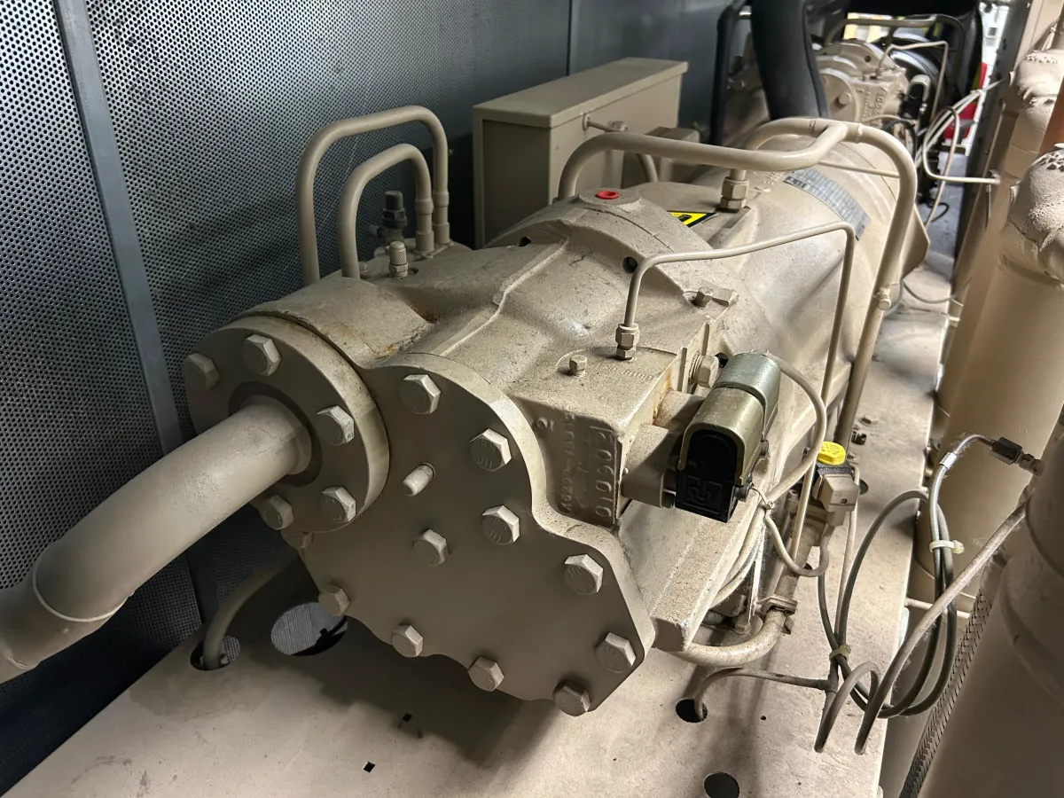 Trane CHHB085 Helirotor Screw Chiller Unit 226kW R404A - 2002, Dual Compressor