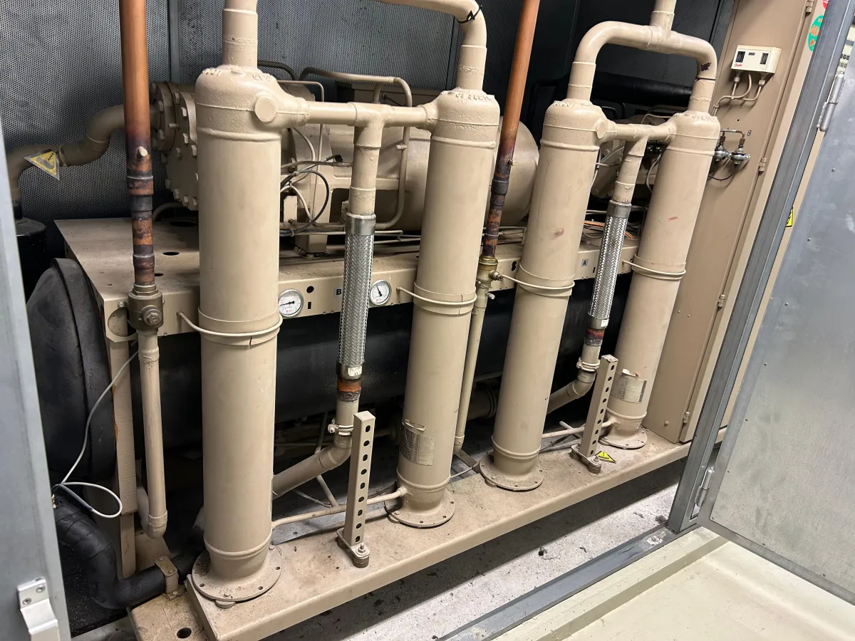 Trane CHHB085 Helirotor Screw Chiller Unit 226kW R404A - 2002, Dual Compressor