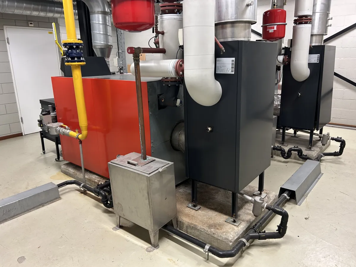 Remeha ECO 14-1 Commercial Gas Boiler Unit with Siemens SKD32 Actuator & Wilo Pump