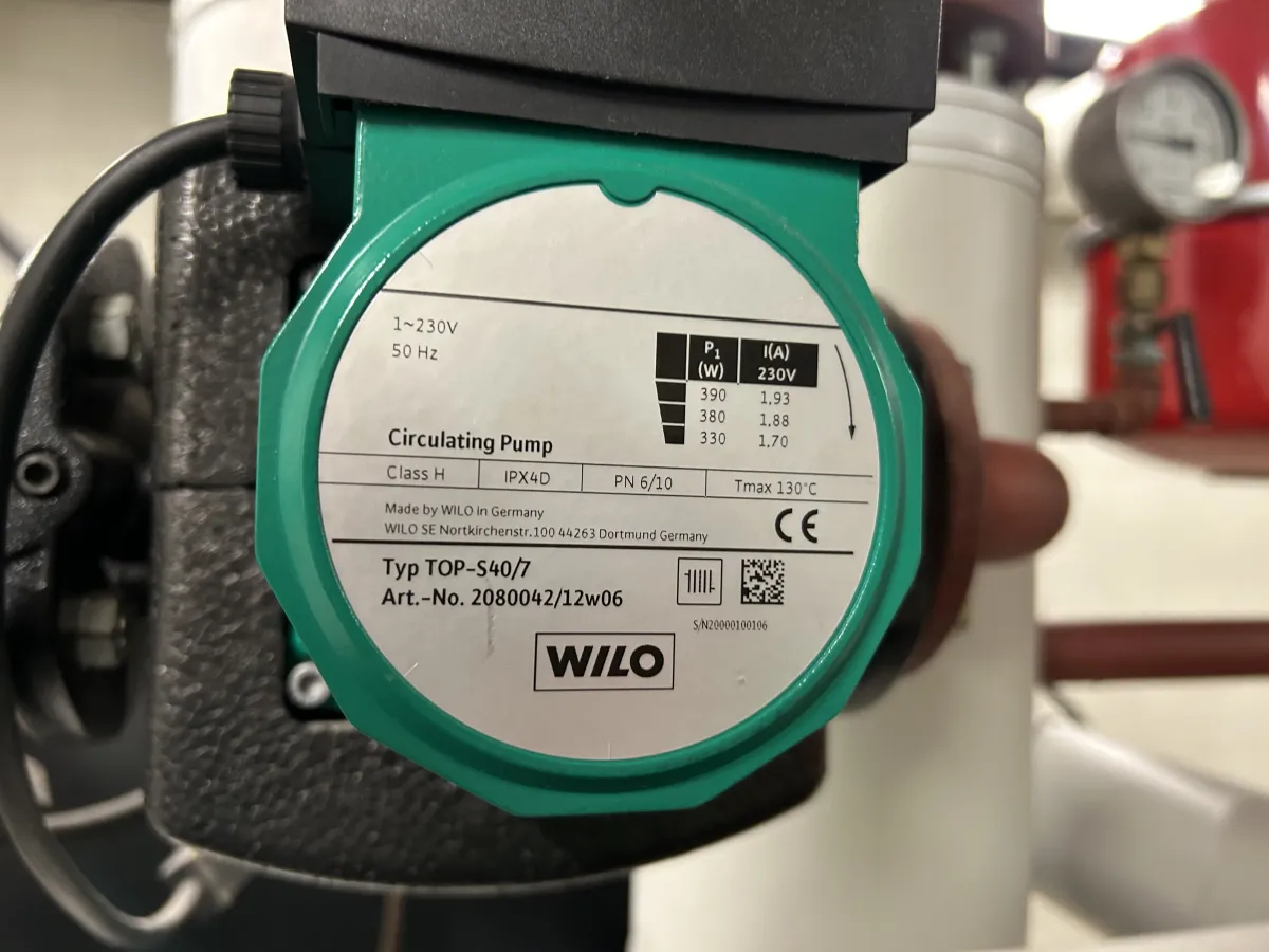 Remeha ECO 14-1 Commercial Gas Boiler Unit with Siemens SKD32 Actuator & Wilo Pump