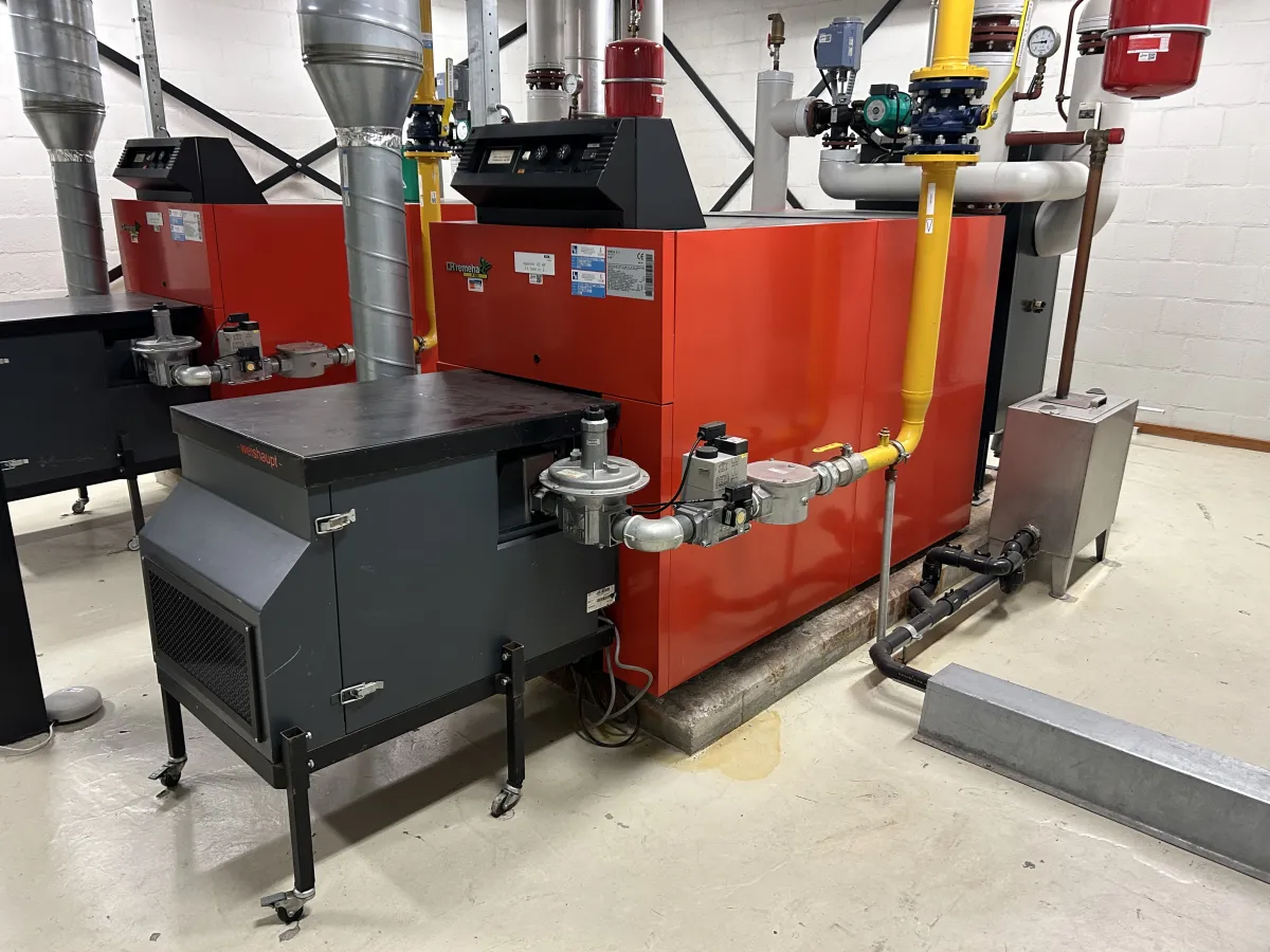 Remeha ECO 14-1 Commercial Gas Boiler Unit with Siemens SKD32 Actuator & Wilo Pump