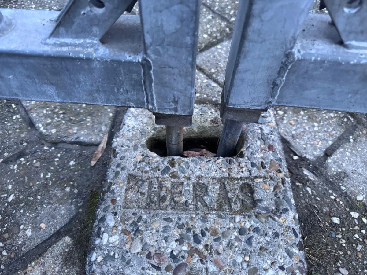 Galvanised Steel Double Swing Gate – Industrial Grade, Good Condition