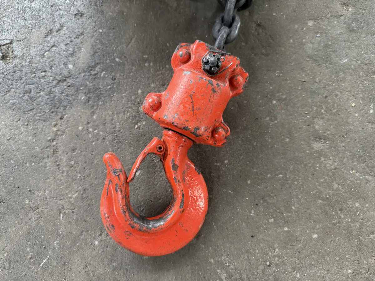 Electric Chain Hoist Red Heavy Duty with Hook & Load Chain