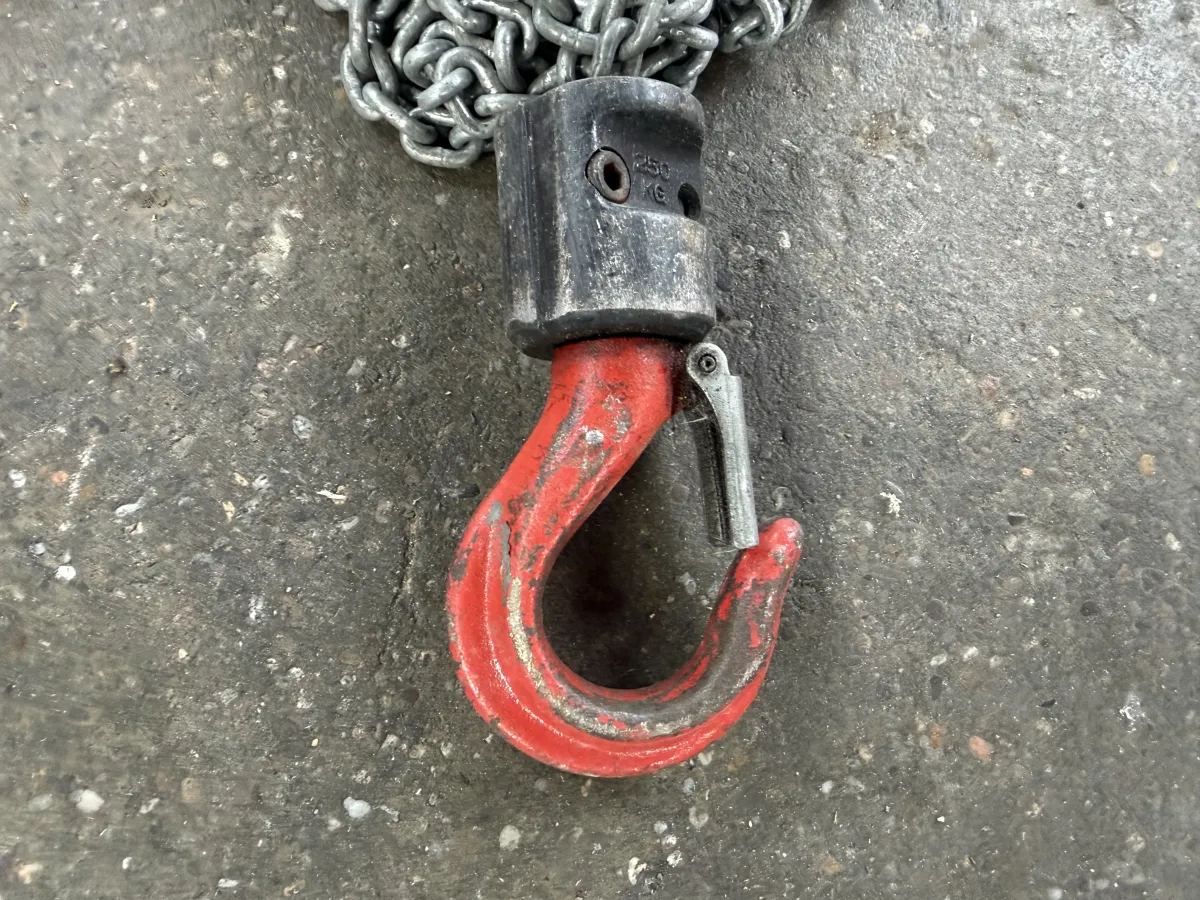 Hydraulic Chain Hoist with Remote Control & Hoses – Complete Set