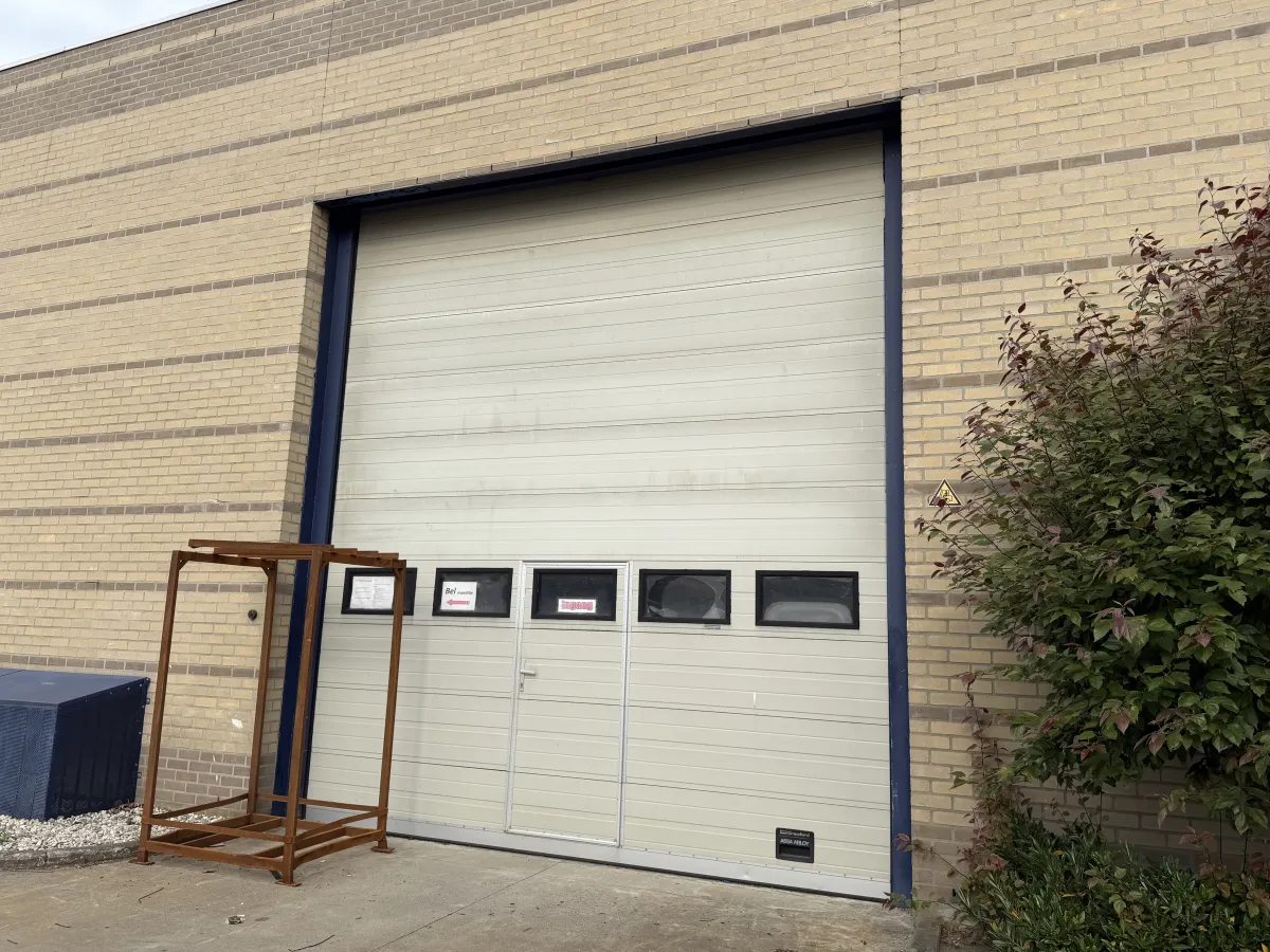 Industrial Sectional Overhead Door White, (4,50 mtr Wide x 5,03 mtr High)