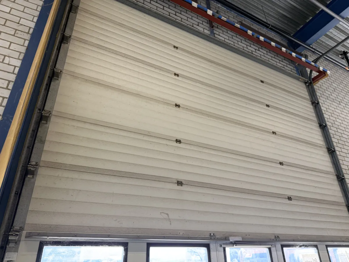 Industrial Sectional Overhead Door White, (4,50 mtr Wide x 5,03 mtr High)