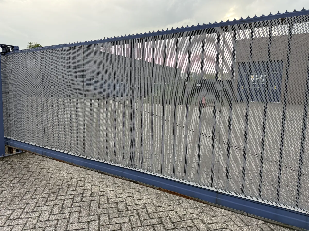 Heavy-Duty Blue Steel Sliding Gate with Anti-Climb Spikes – Approx. 8m Wide