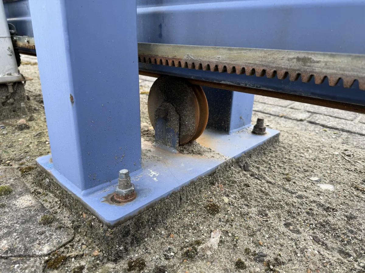 Heavy-Duty Blue Steel Sliding Gate with Anti-Climb Spikes – Approx. 8m Wide