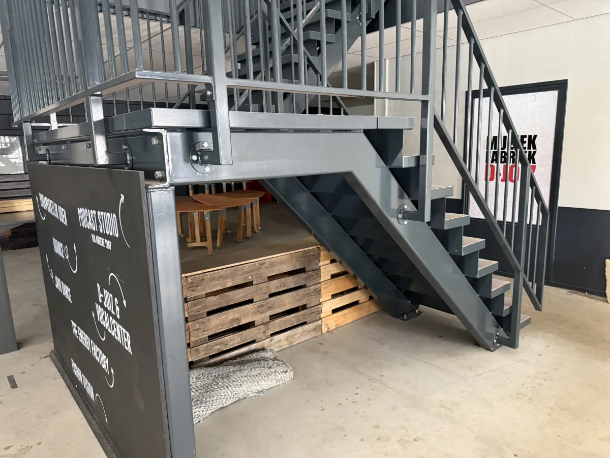 Industrial Steel Mezzanine Staircase with Landing Platform and Railings - Dark Grey