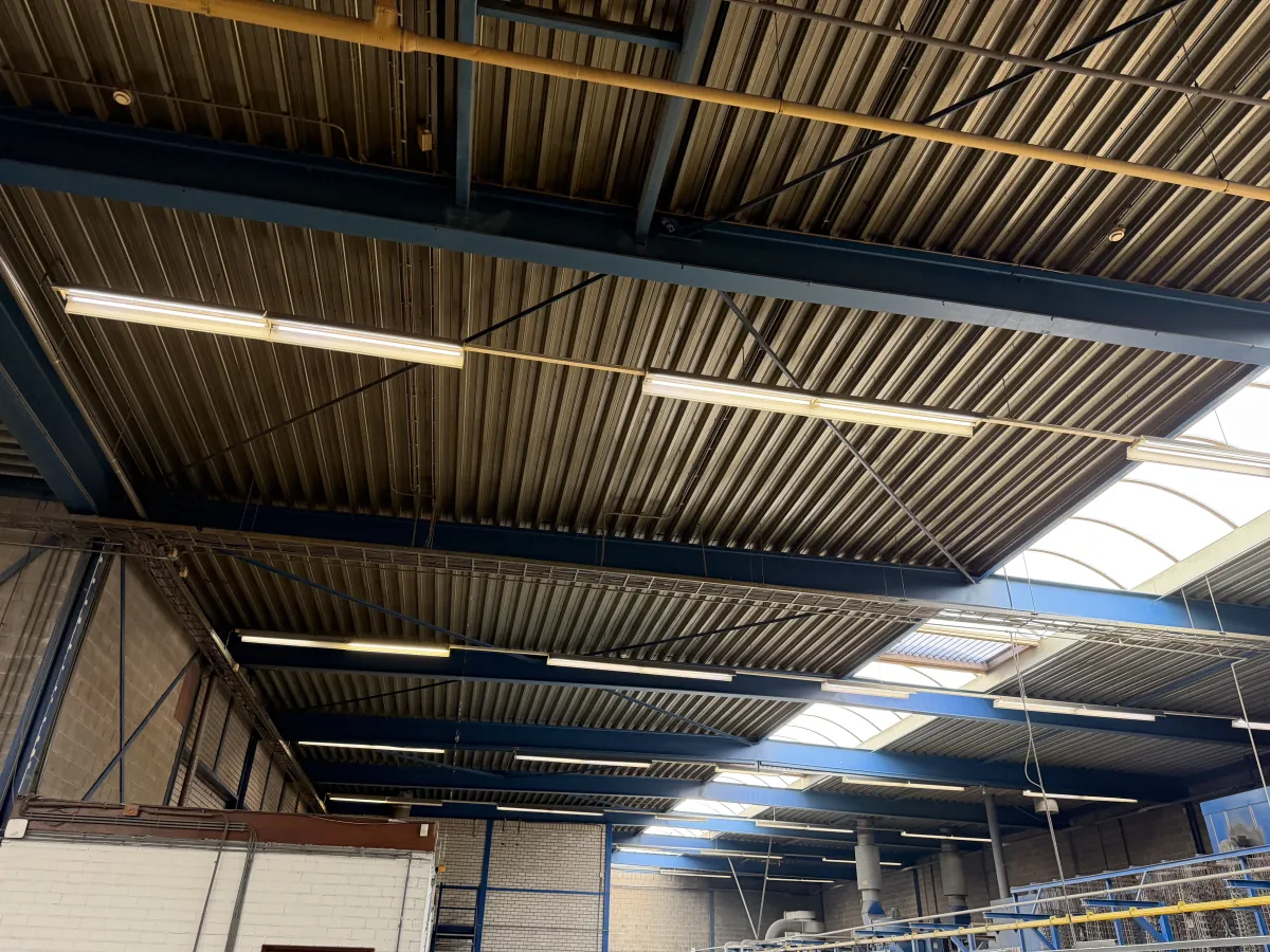 Steelconstruction with Roof Structure 21,50 x 54,80 mtr. (1.178 m2)