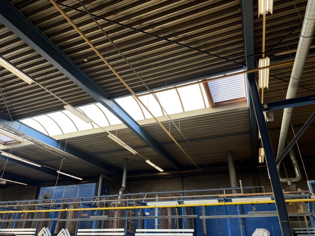 Steelconstruction with Roof Structure 21,50 x 54,80 mtr. (1.178 m2)