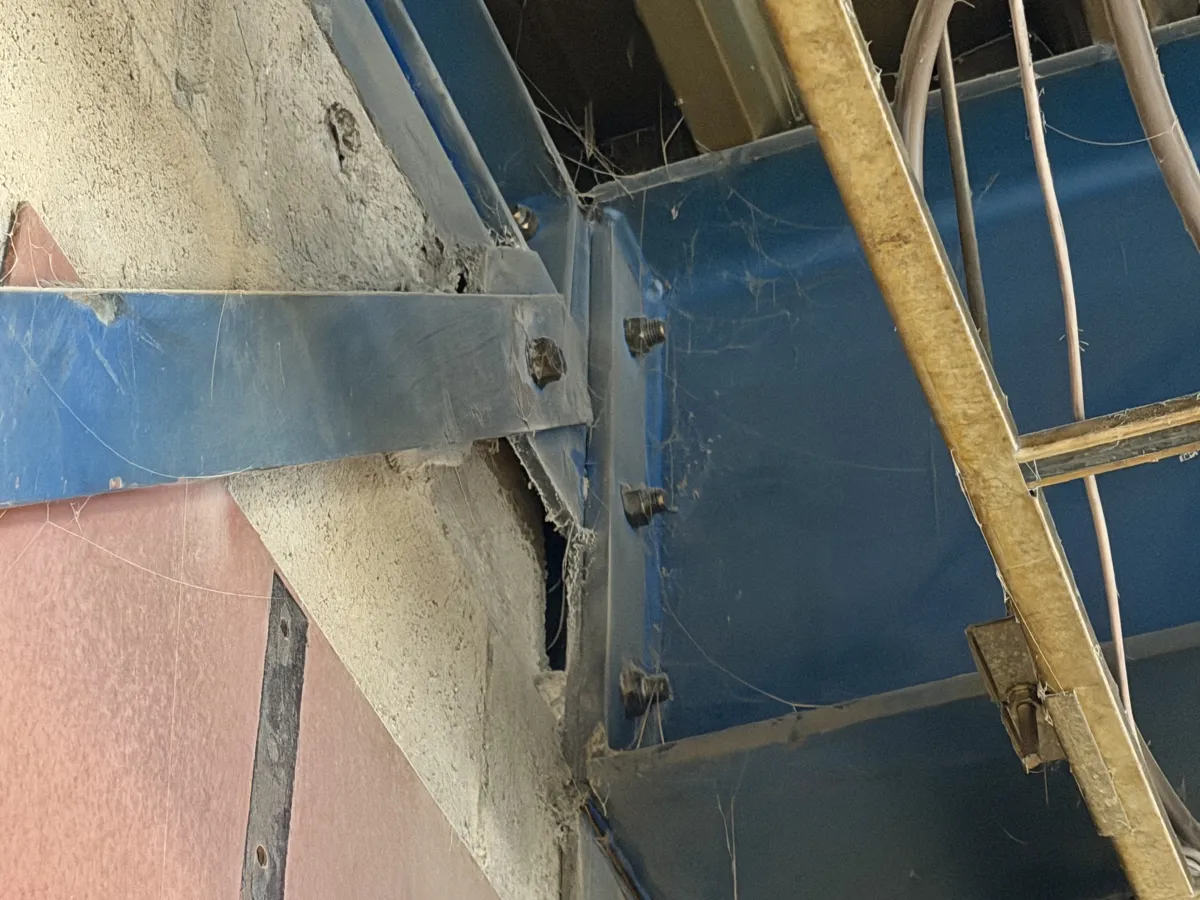 Steelconstruction with Roof Structure 21,50 x 54,80 mtr. (1.178 m2)