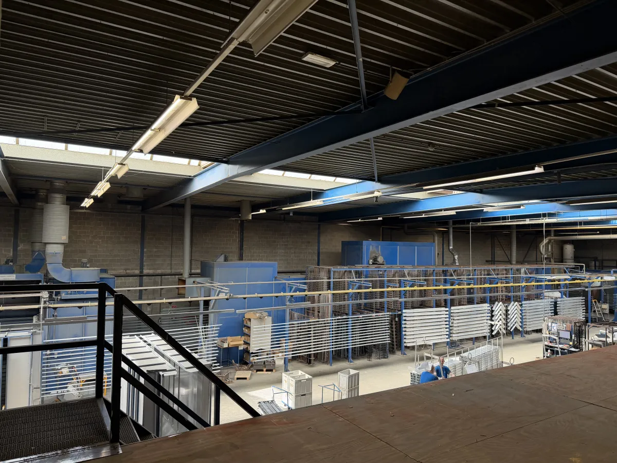 Steelconstruction with Roof Structure 21,50 x 54,80 mtr. (1.178 m2)