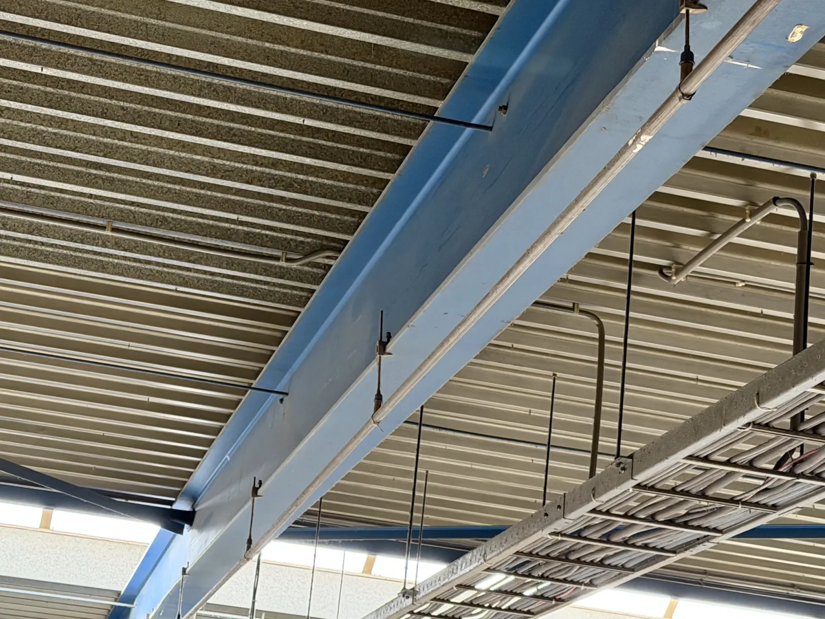 Steelconstruction with Roof Structure 21,50 x 54,80 mtr. (1.178 m2)