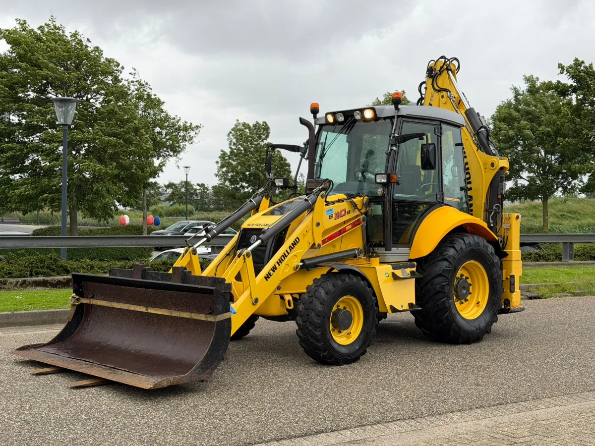 New Holland B110B TC Backhoe Loader – PowerShift, Command Control, Ready to Work