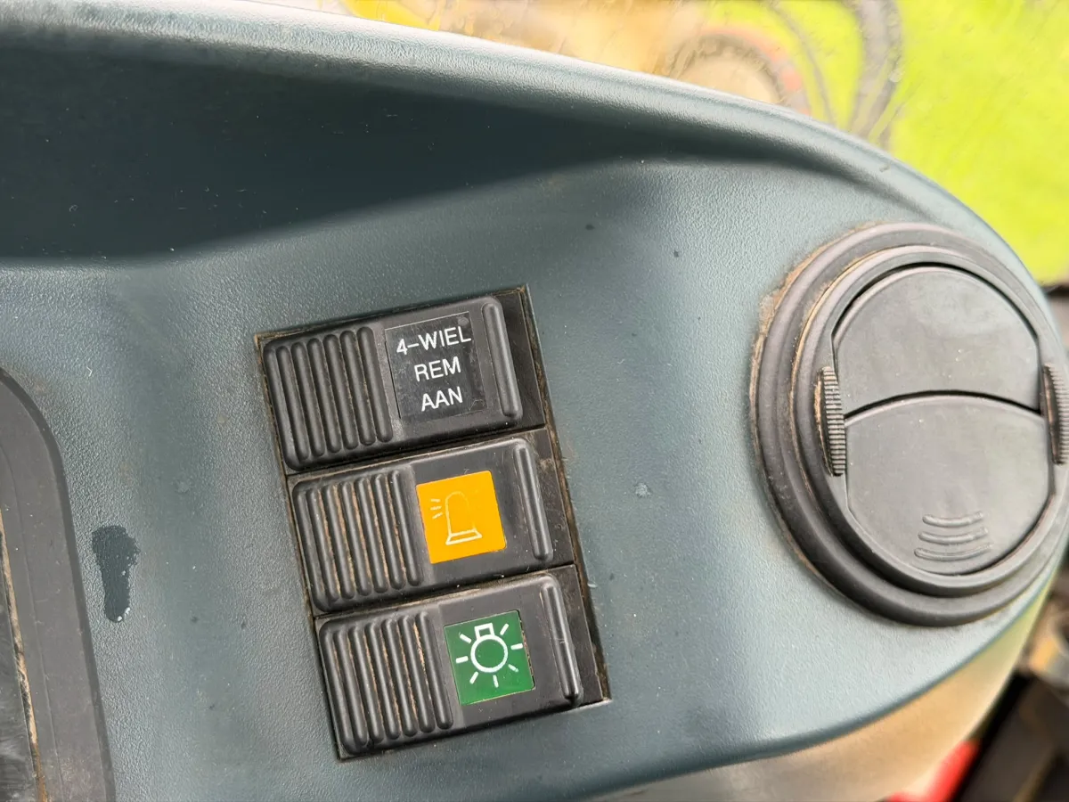New Holland B110B TC Backhoe Loader – PowerShift, Command Control, Ready to Work