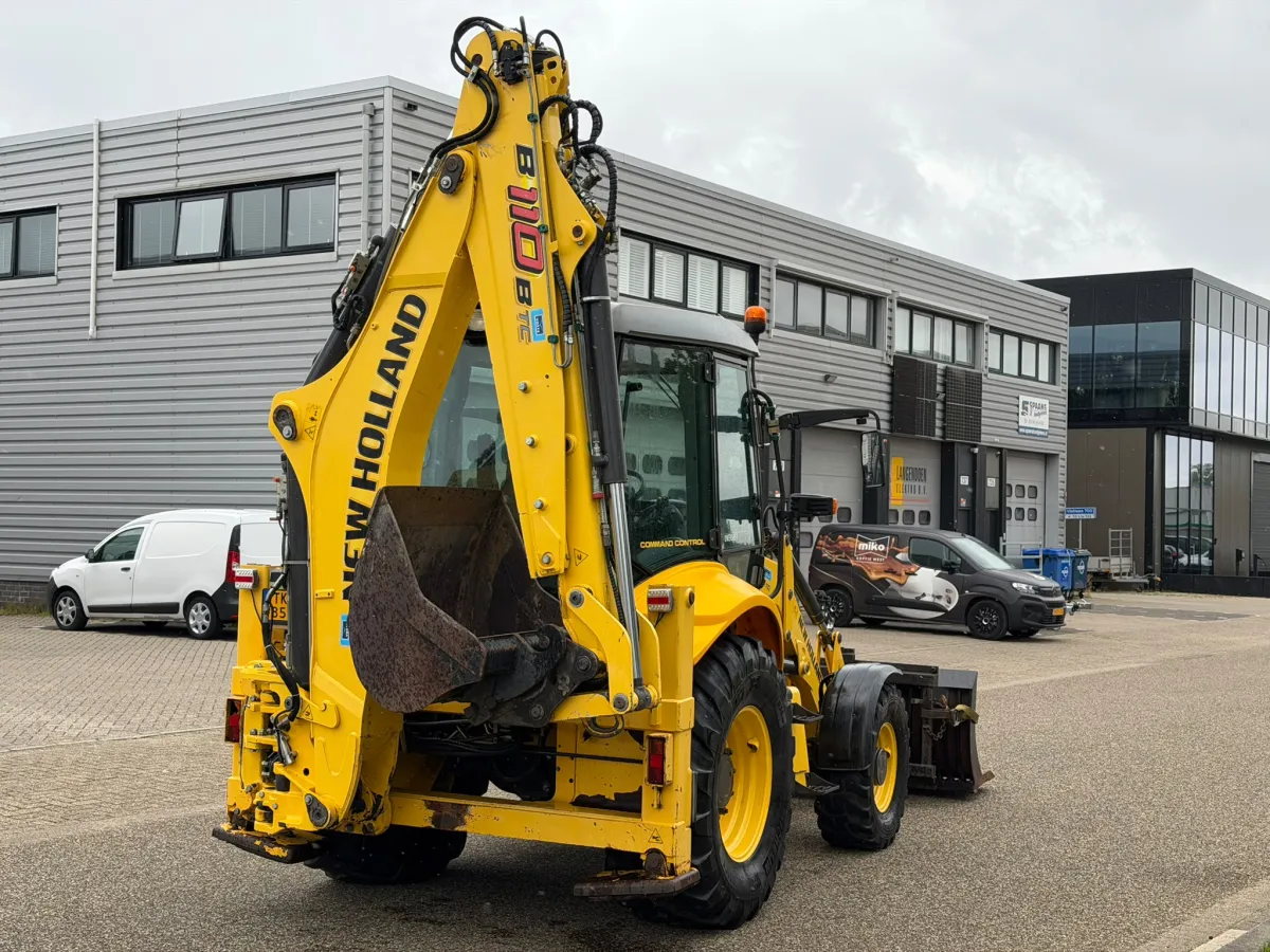 New Holland B110B TC Backhoe Loader – PowerShift, Command Control, Ready to Work