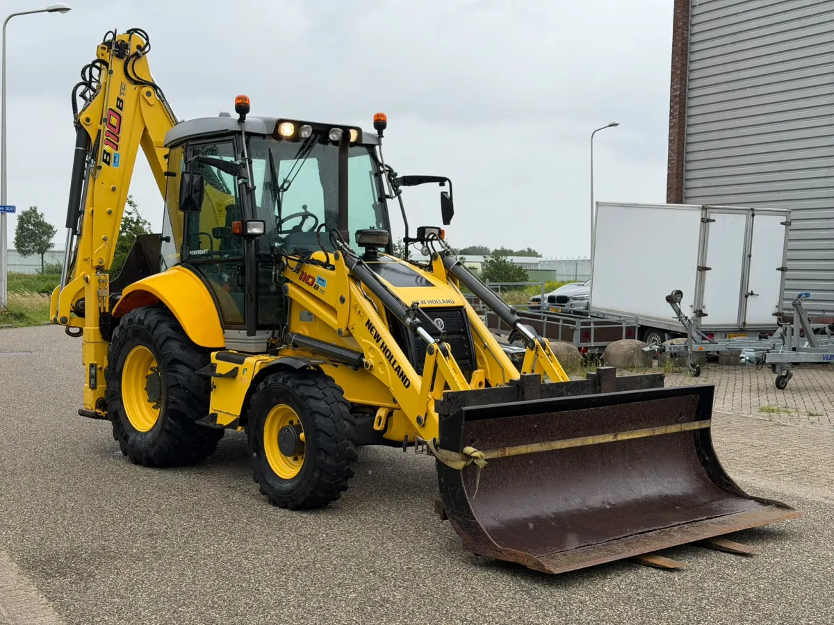 New Holland B110B TC Backhoe Loader – PowerShift, Command Control, Ready to Work