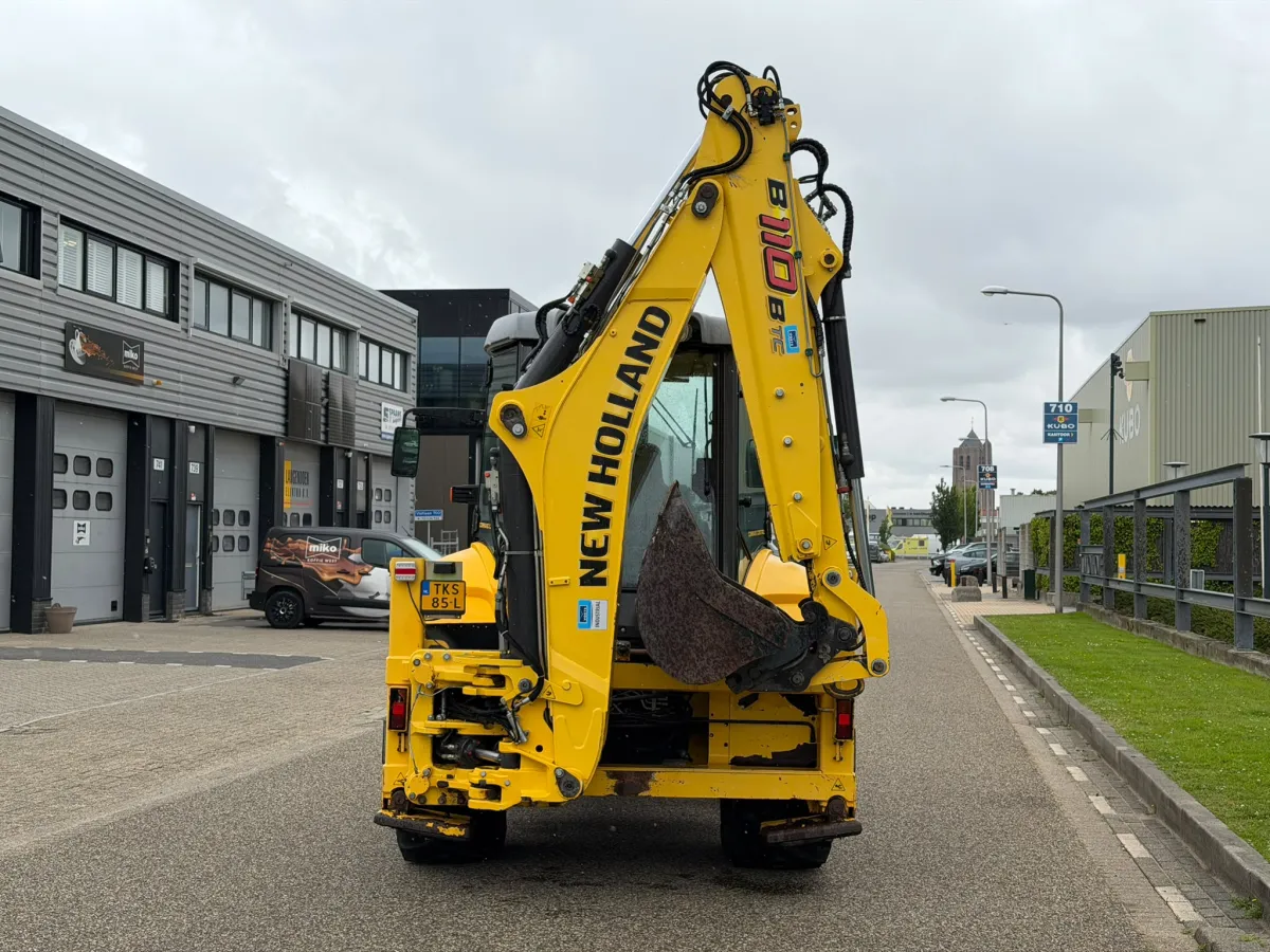 New Holland B110B TC Backhoe Loader – PowerShift, Command Control, Ready to Work