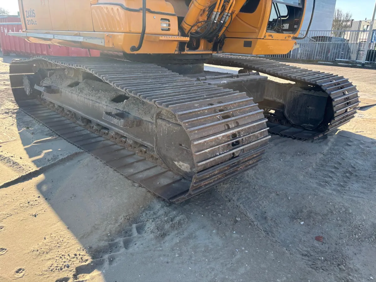 Hitachi Zaxis 210LC Crawler Excavator – 21 Ton Class, Ready for Work