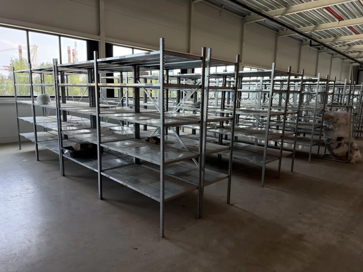 Galvanised Steel Shelving Units – Large Lot,
