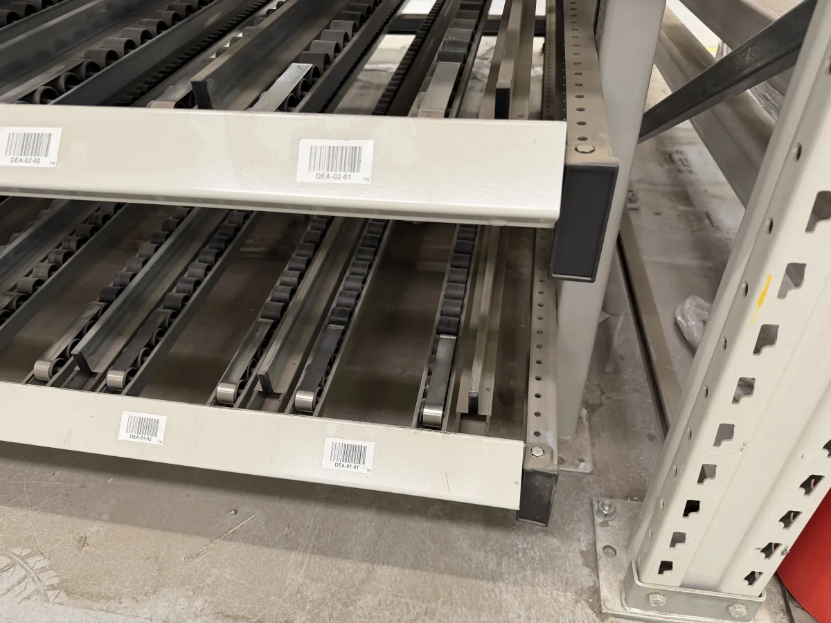 Flow Rack / Carton Live Storage Shelving Units – Roller Lane Pick System, 4-Level