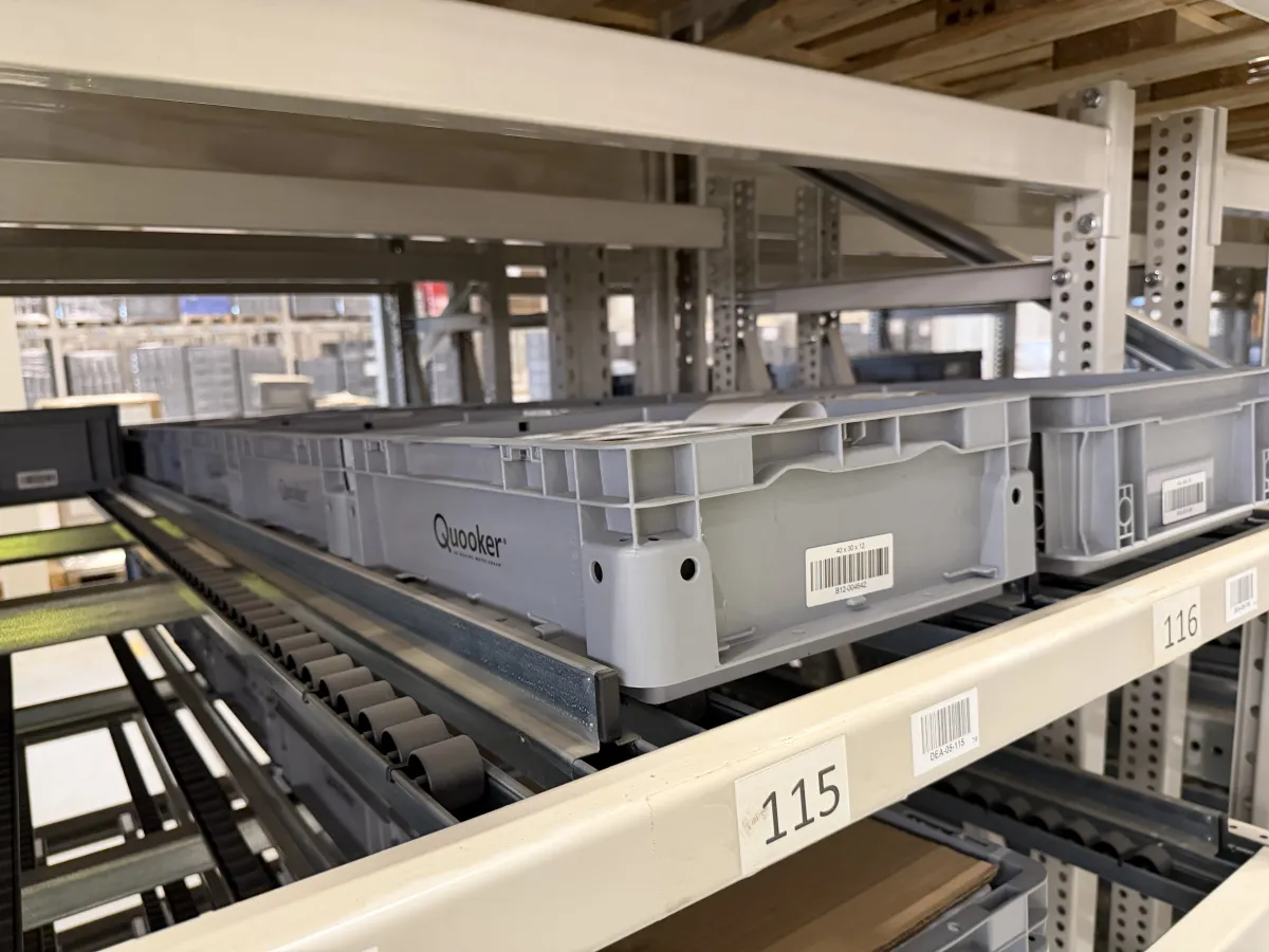 Flow Rack / Carton Live Storage Shelving Units – Roller Lane Pick System, 4-Level