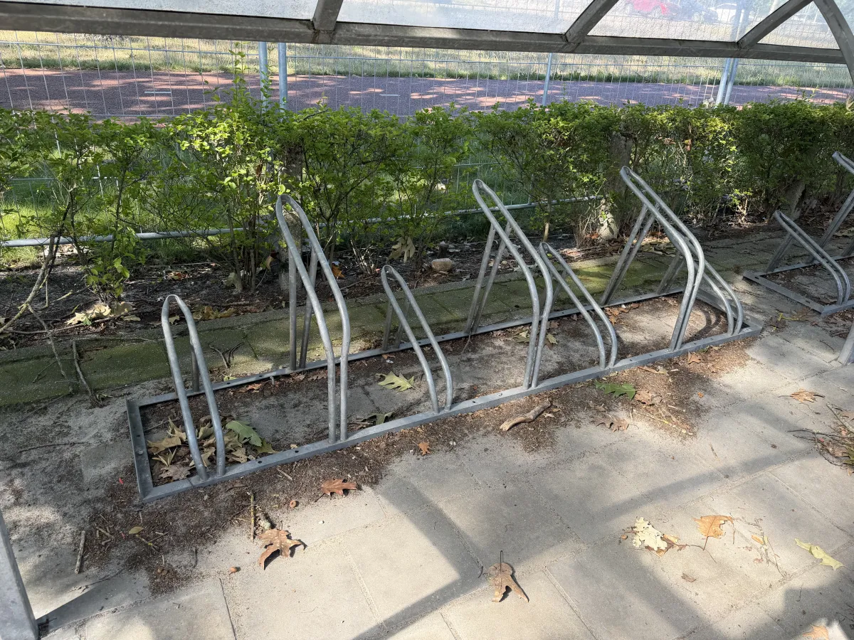 Covered Bicycle Shelter with Arched Polycarbonate Roof & Integrated Bike Racks