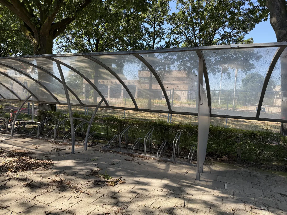 Covered Bicycle Shelter with Arched Polycarbonate Roof & Integrated Bike Racks