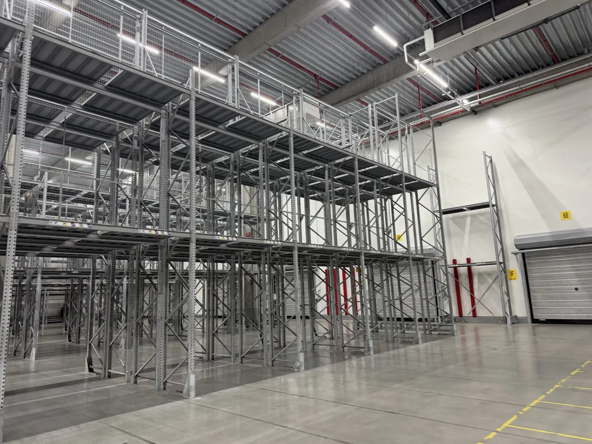 Multi-Tier Steel Mezzanine Racking System – Large Warehouse Installation,