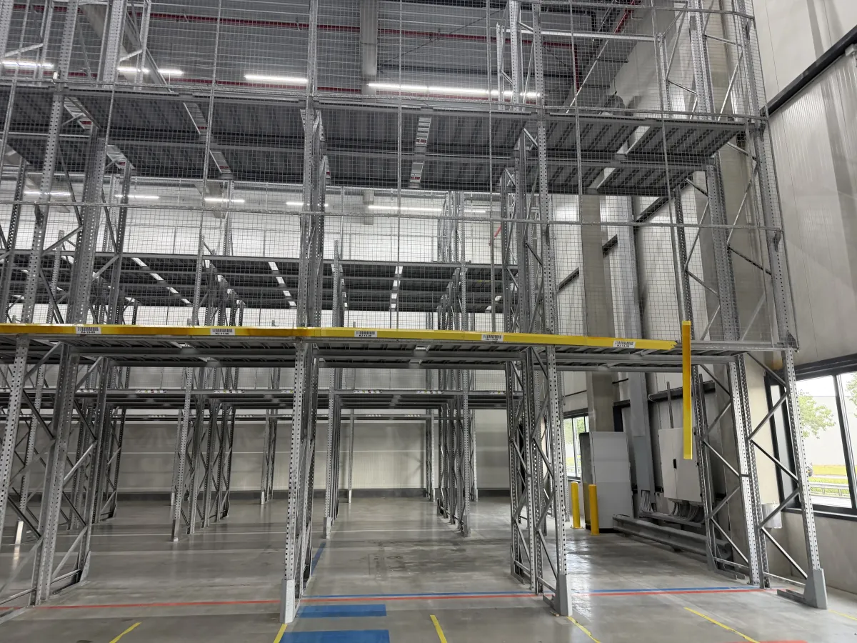 Multi-Tier Steel Mezzanine Racking System – Large Warehouse Installation,