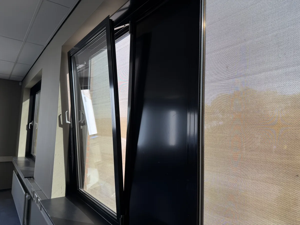 Anthracite/ black Aluminium frame with Windows with Roller Shutter