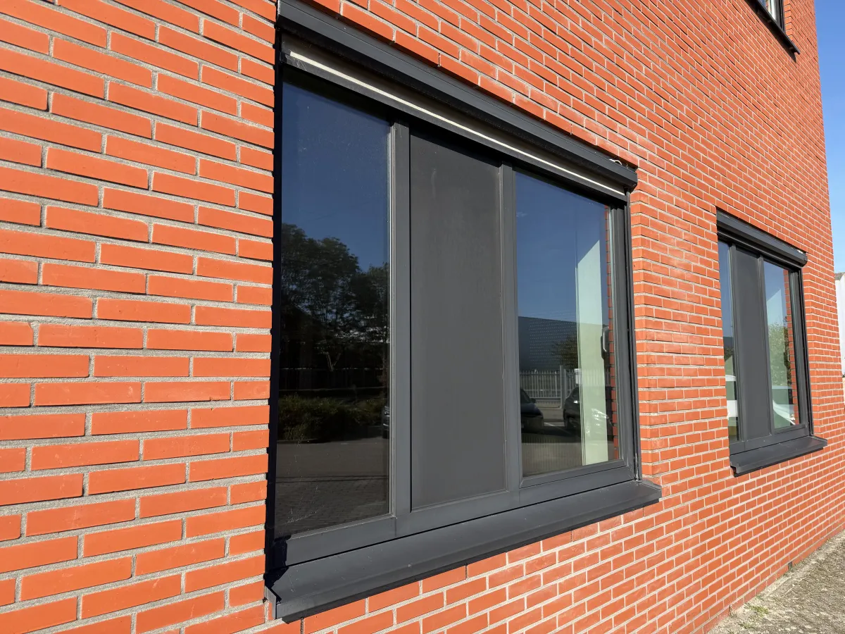 Anthracite/ black Aluminium frame with Windows with Roller Shutter